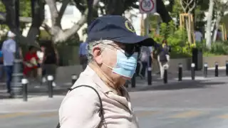 Invitan a la población a contar con la vacuna de la infl uenza, contra el COVID-19 y neumococo