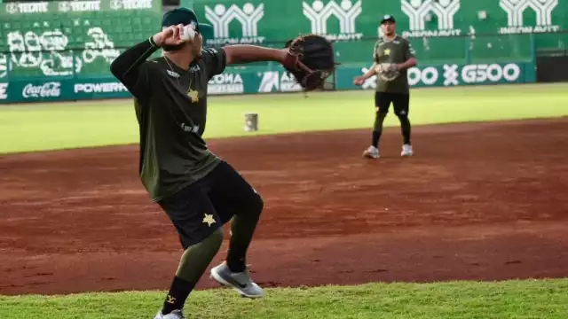 Leones de Yucatán alistan el roster final previo al inicio de la campaña 2023