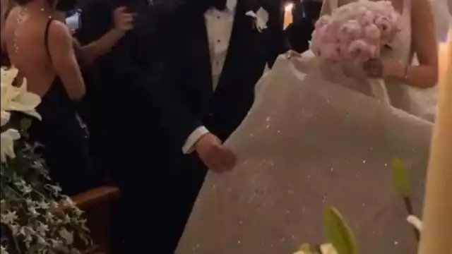 El pugilista celebra su boda por la iglesia con más de mil invitados