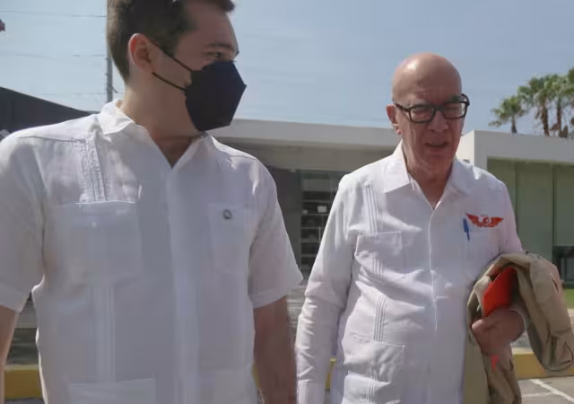 Dante Delgado ya toene a sus gallos para las siguientes elecciones