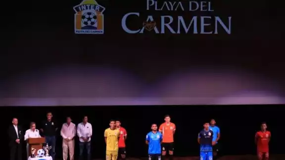 Presentan nuevas equipaciones y nuevas plantillas del Club Inter Playa del Carmen Presentan nuevas equipaciones y nuevas plantillas del Club Inter Playa del Carmen