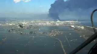 Vista aérea del daño producido por el tsunami en Tohoku