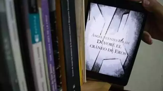 El trayecto de publicaciones comprende 11 libros y 28 números.