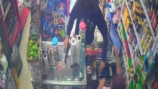 Asalto en tienda de abarrotes alerta a vecinos de Ciudad Natura en la Supermanzana 260 de Cancún