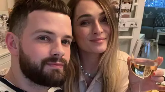 Tom Mann dedicó unas palabras a su prometida Danielle en su cuenta de Instagram Tom Mann dedicó unas palabras a su prometida Danielle en su cuenta de Instagram