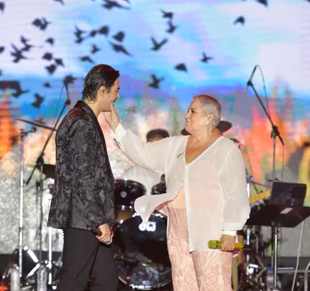 La artista es un emblema de la cultura nacional, compartió escenario con su hijo Ernesto, igual dedicado a la interpretación