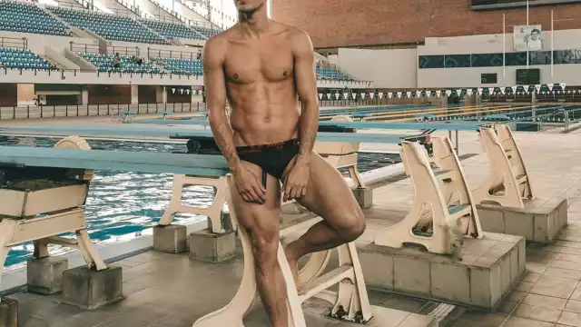 A través de su cuenta de Instagram el clavadista compartió como luce en su entrenamiento Foto: @rommel_pacheco