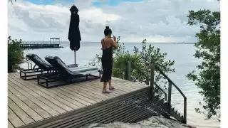 La actriz española, Blanca Suárez, decidió tomar unas vacaciones en el paraíso