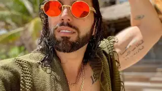 Poncho De Nigris se encuentra hospedado en el "Papaya Playa Project" de Tulum