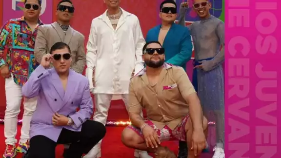 Premios Juventud 2022: Así luce la alfombra roja llena de color y trajes exóticos Premios Juventud 2022: Así luce la alfombra roja llena de color y trajes exóticos