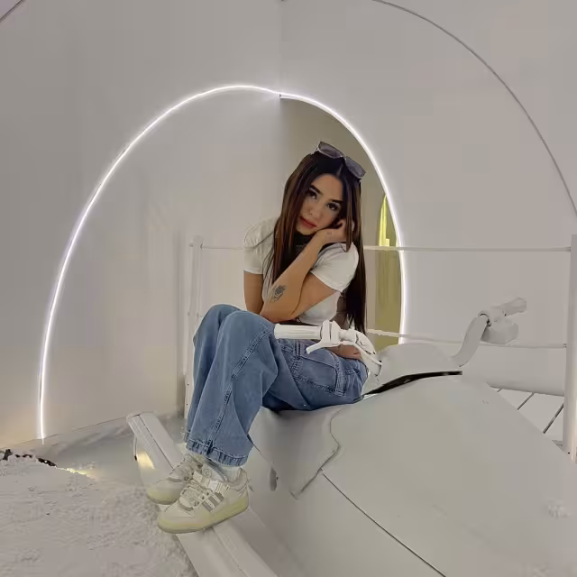 Domelipa estuvo en Qatar hace unos días, disfrutando del Mundial y apoyando a Kevin Álvarez. Foto: Especial