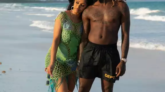 En sus fotos se puede apreciar el Mar Caribe de fondo