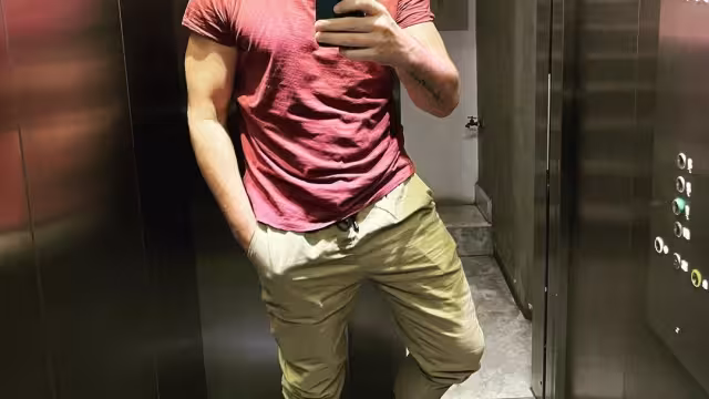 El actor argentino Ramiro Fumazoni compartió con sus seguidores que se encuentra vacacionando en las playas de Cancún