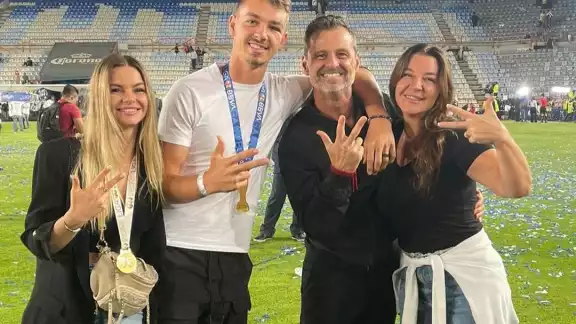La linda familia de Diego Cocca, DT de México. Foto: Especial La linda familia de Diego Cocca, DT de México. Foto: Especial