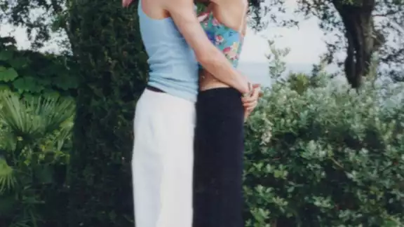 Recordaron su amor a primera vista con unas lindas postales de hace más de 20 años. Foto:Especial Recordaron su amor a primera vista con unas lindas postales de hace más de 20 años. Foto:Especial