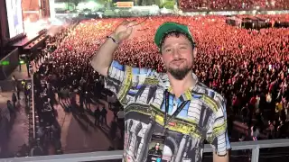 Luisito Comunica perdió varios miles de pesos por dos boletos. Foto: Especial