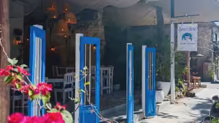 Denuncian presuntas irregularidades laborales en restaurantes de la Mini Quinta de Tulum