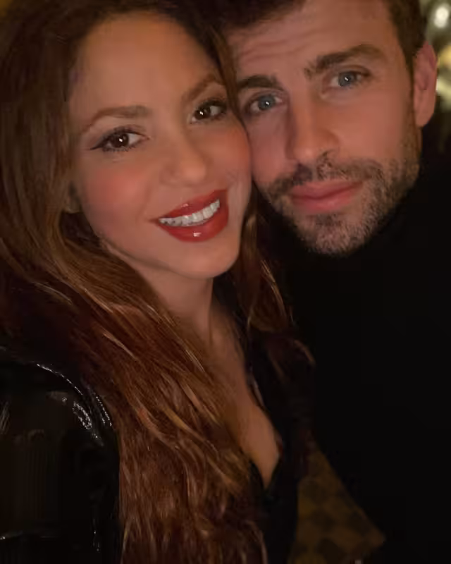 Shakira y Gerard Piqué ponen públicas sus fotos en redes.