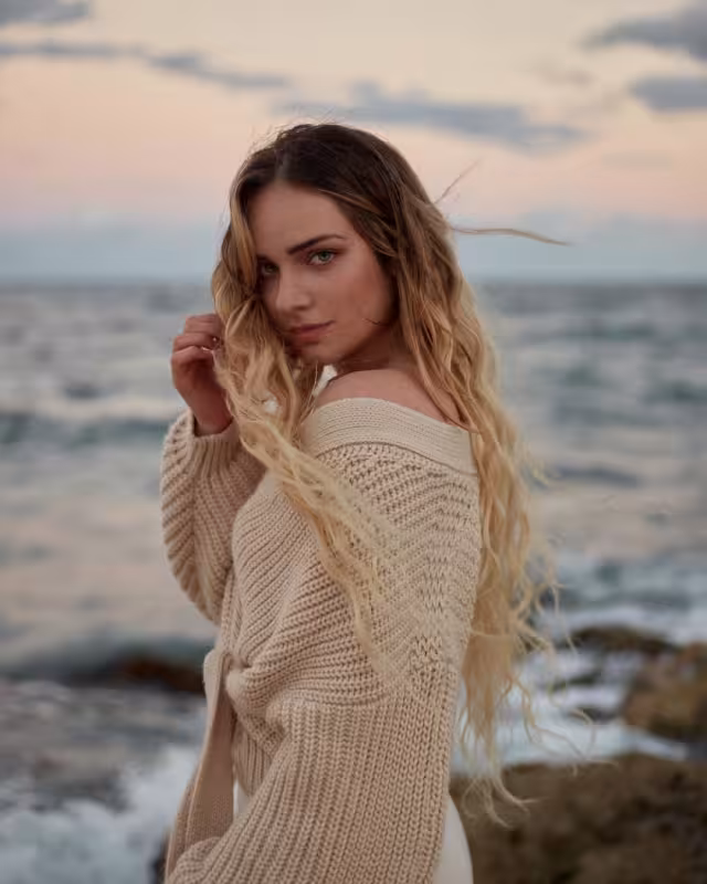 Minnie West demuestra que su paso por el Caribe, está lleno de glamour, relajación y sensualidad