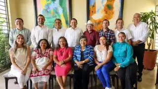 Joaquín Díaz Mena respalda a Wilmer Monforte como coordinador de la bancada de Morena en el Congreso de Yucatán