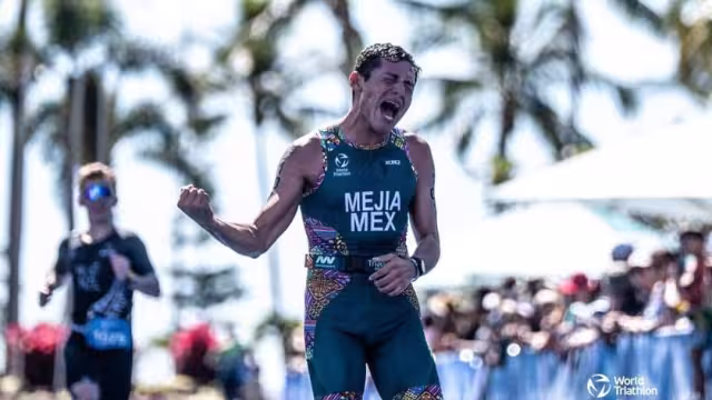 José Luis Mejía Reyes ganó la medalla de bronce en el Campeonato Mundial Multisport de World Triathlon en Australia.