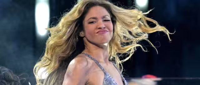  Shakira se ha presentado en 10 eventos deportivos a largo de su carrera profesional, entre ellos Sudáfrica. 