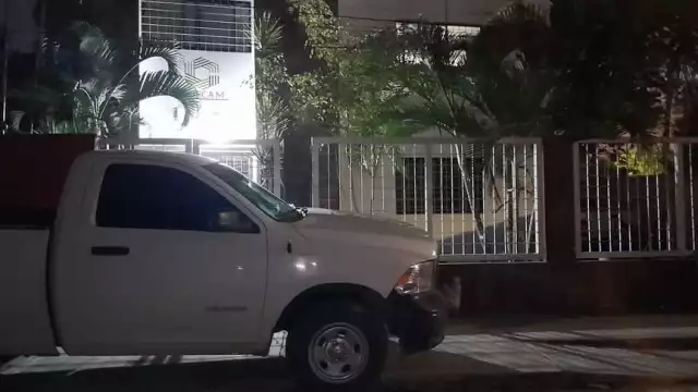 La Guardia Nacional y el SEMEFO acudieron al lugar para tomar conocimiento y levantar el cadáver.