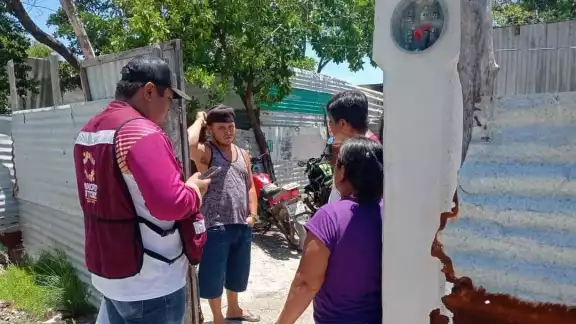Personal de Zofemat entrevistó a más de 10 familias en el asentamiento irregular Caracolito en Isla Aguada. Personal de Zofemat entrevistó a más de 10 familias en el asentamiento irregular Caracolito en Isla Aguada.