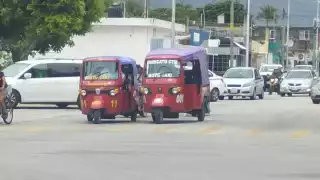 El líder del Sindicato de la Confederación de Trabajadores de México en la isla se deslinda de las unidades que portan el logo del gremio