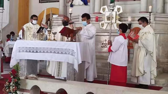 El párroco de Isla Aguada sirvió en Palizada desde el 2001 al 20004 donde se ganó el cariño de sus feligreses