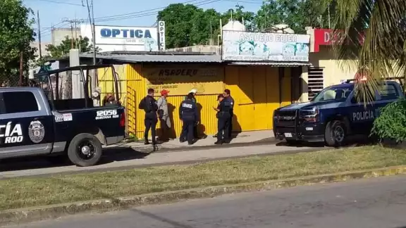 Hubo fuerte movilización policiaca en calles cerca de la casa robada Hubo fuerte movilización policiaca en calles cerca de la casa robada