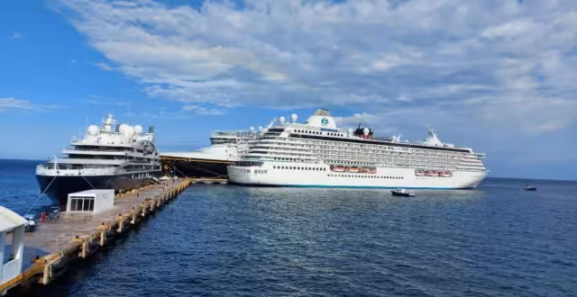 Los tres cruceros que llegaron son: “Cristal Serenity”, “Disney Wonder”, y el yate-crucero “Le Champlain”