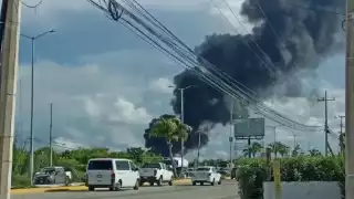 Se reporta al menos una persona con quemaduras