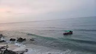 Balseros recalan en los acantilados de Isla Mujeres, Quintana Roo 