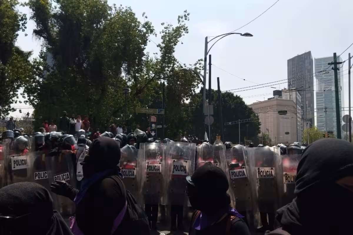 Inician marchas del Día de la Mujer en la Ciudad de México - PorEsto