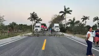 La CFE pidió a pobladores de la Península de Atasta realizar un censo de usuarios que pagan o no la luz.