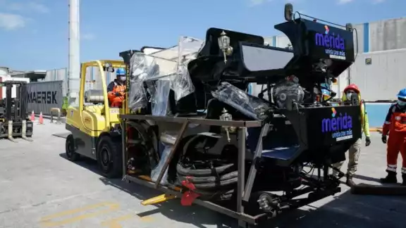 Las calesas llegaron a través de un embarque al puerto de Progreso el día de ayer martes