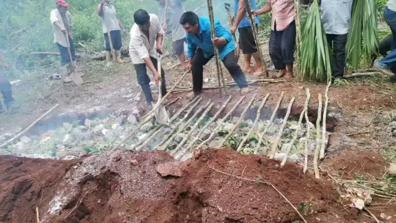 Sobreviven muy pocos sacerdotes mayas que aún hacen ceremonias sin fines de lucro Sobreviven muy pocos sacerdotes mayas que aún hacen ceremonias sin fines de lucro