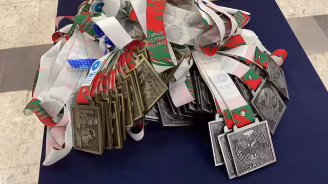 El reconocimiento lo recibió Jorge Rodríguez, presidente de la Asociación de Levantamiento de Pesas de Quintana Roo