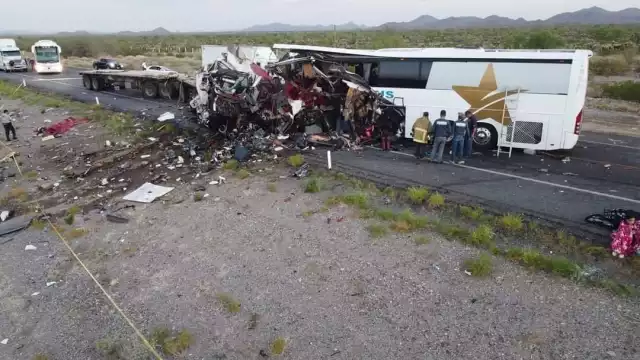Accidente en Sonora deja un saldo de 16 personas fallecidas