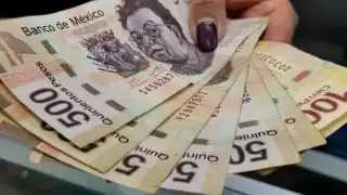 Los trabajadores tendrán derecho a un aguinaldo anual equivalente a 15 días de salario, por lo menos.