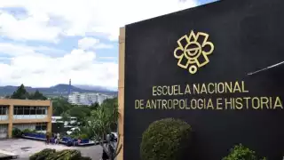 Los estudiantes realizaron un mitin en las instalaciones del INAH. Foto: Cuartoscuro/Archivo