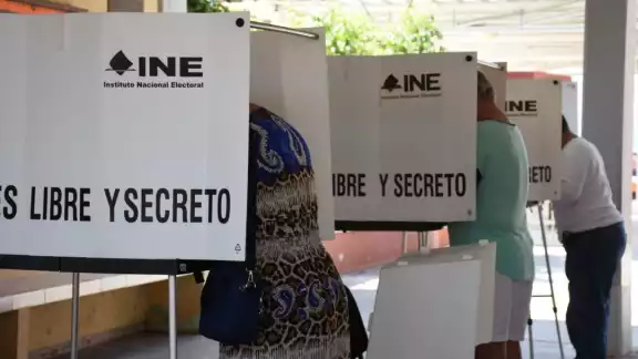 De acuerdo con la denuncias, en una papeleria del centro de Hidalgo, se estaban fotocopiando cientos de boletas electorales. Foto: Especial De acuerdo con la denuncias, en una papeleria del centro de Hidalgo, se estaban fotocopiando cientos de boletas electorales. Foto: Especial