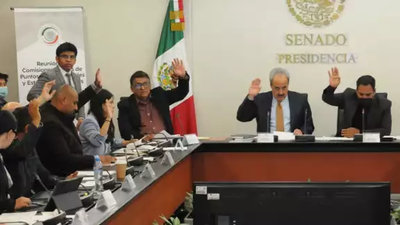 Las comisiones acordaron que las reservas al dictamen, serán discutidas en el pleno Las comisiones acordaron que las reservas al dictamen, serán discutidas en el pleno