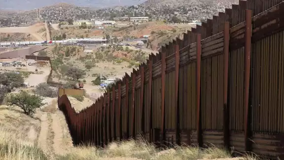 En el muro suelen morir bastantes migrantes ilegales En el muro suelen morir bastantes migrantes ilegales