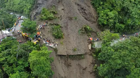 Así fue como quedó la zona tras el deslave en Colombia Así fue como quedó la zona tras el deslave en Colombia