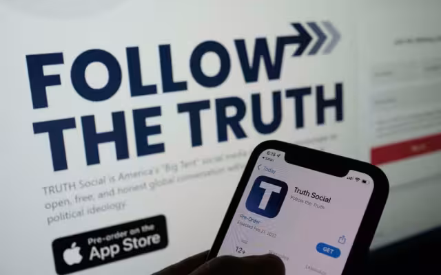 El expresidente de Estados Unidos Donald Trump lanzó su propia red social. Foto: Especial