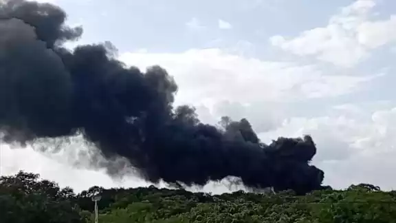 Explosión causa temor en habitantes de Umán; la columna se humo se vio a kilómetros Explosión causa temor en habitantes de Umán; la columna se humo se vio a kilómetros