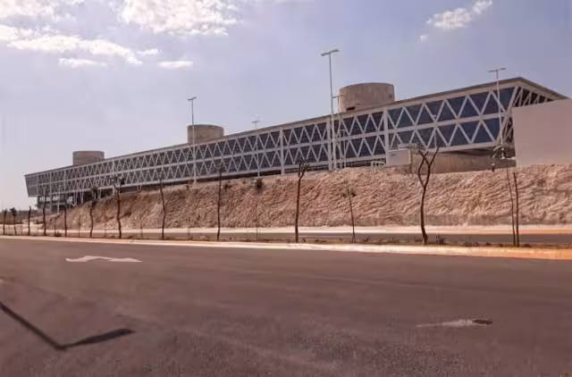 Aplazan hasta enero de 2026 la audiencia por presunto peculado en Obras Públicas.