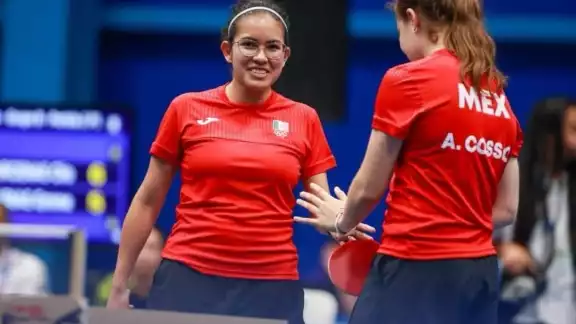 La quintanarroense, Clío Bárcenas Escalona inició con el pie derecho su participación en el Campeonato Mundial de Tenis de Mesa en Busan, Corea del Sur